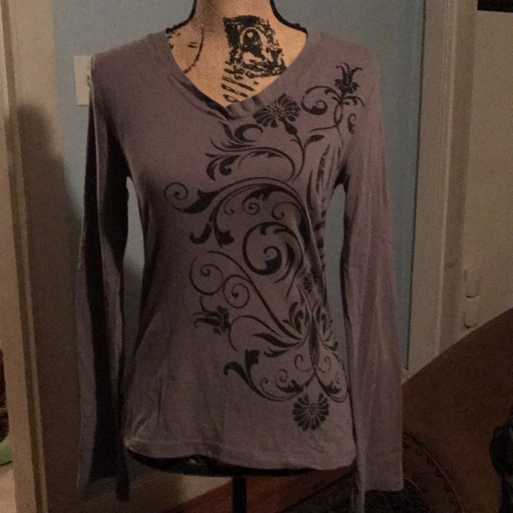 Long sleeve tshirt